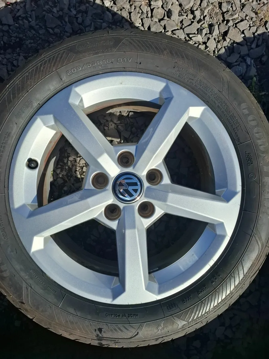 16" Vw Alloys with tyres - Image 2