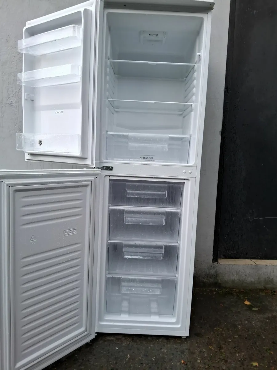 FRIDGE AND FREEZER - Image 4