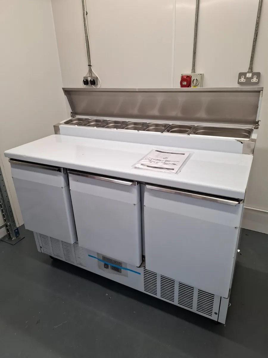 Commercial Salad Prep Fridge Pizza Counter - Image 4