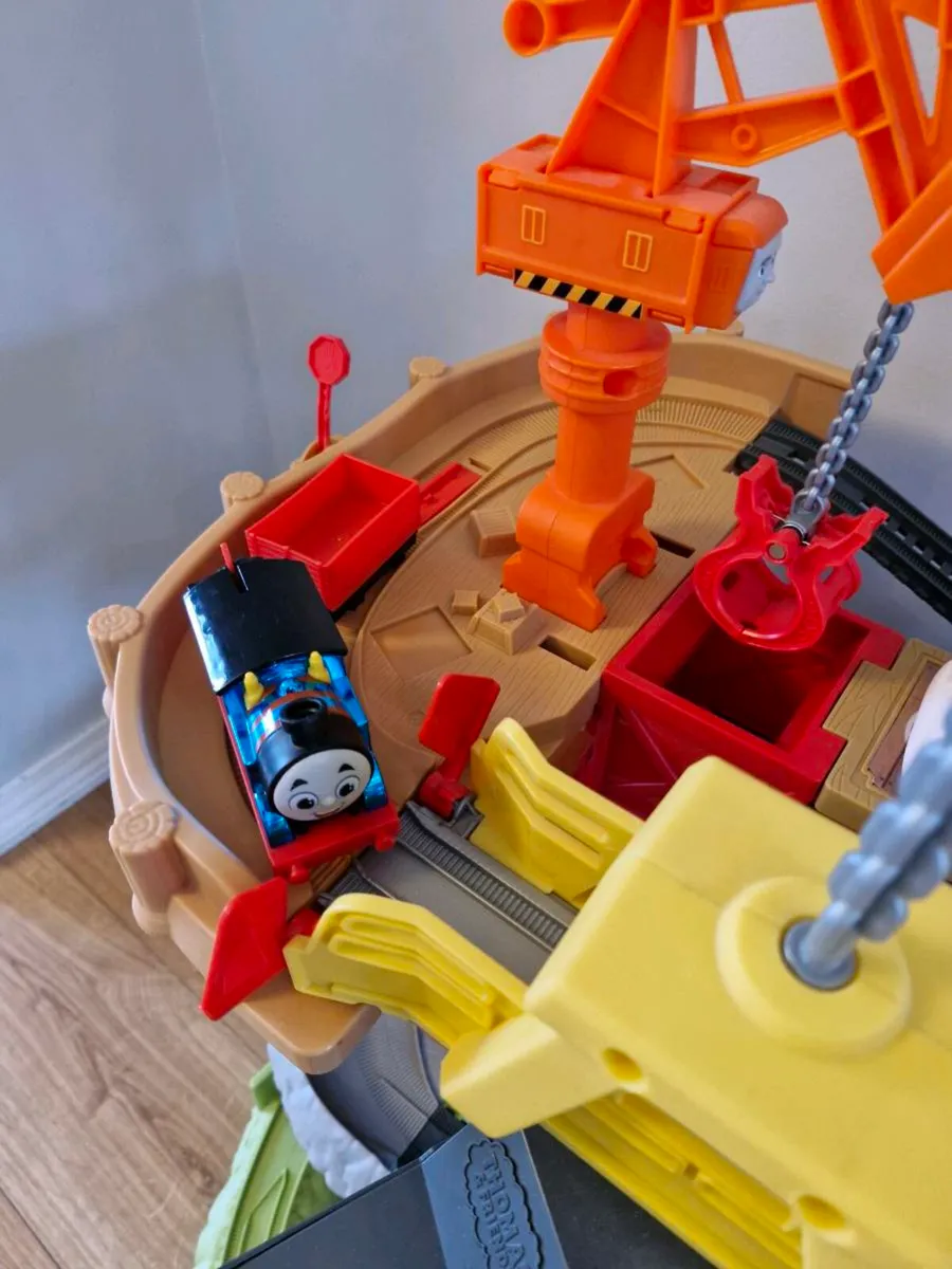 Thomas & Friends Track Set Trains & Cranes - Image 2
