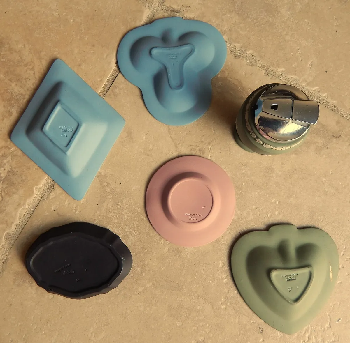 Selection of Wedgwood Pin Dish/Ashtrays & Lighter - Image 2