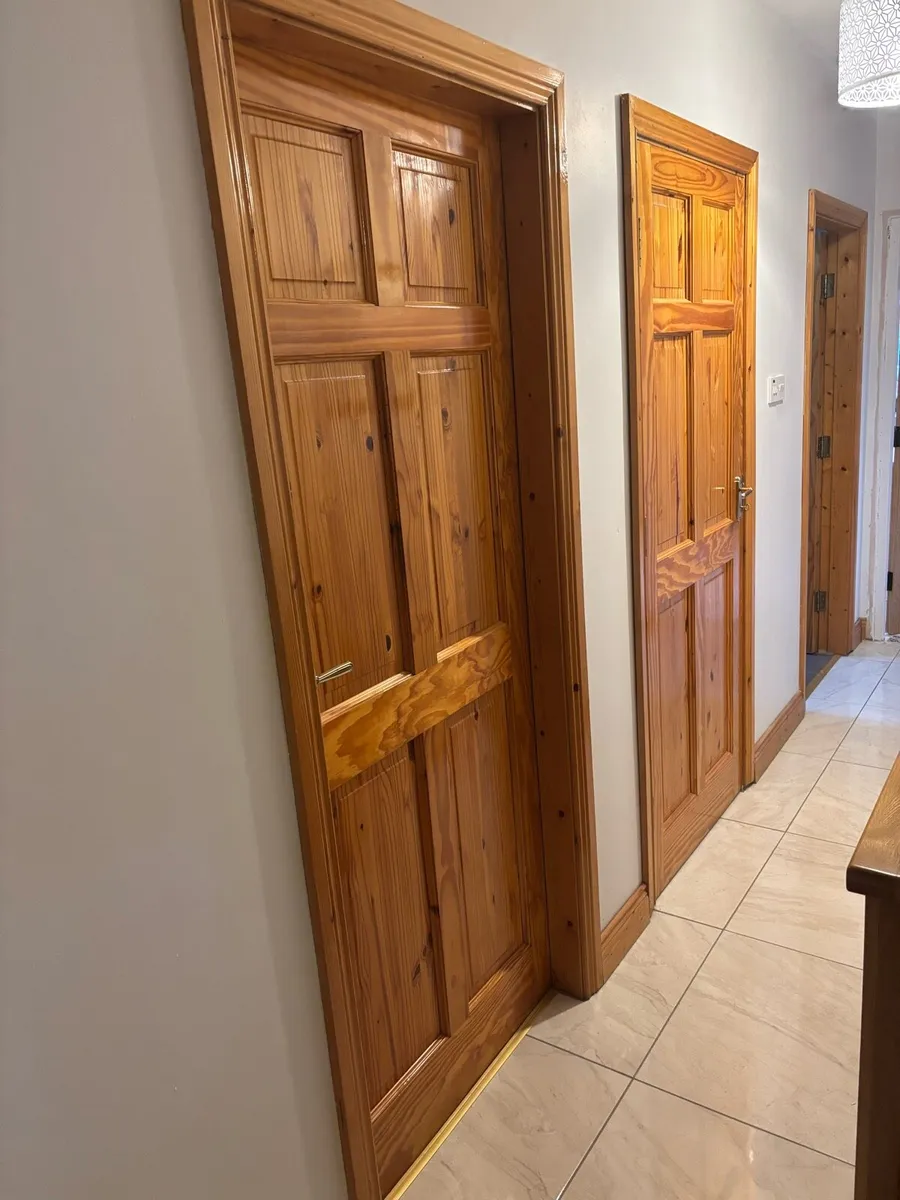 Solid pine internal doors free to take today - Image 2