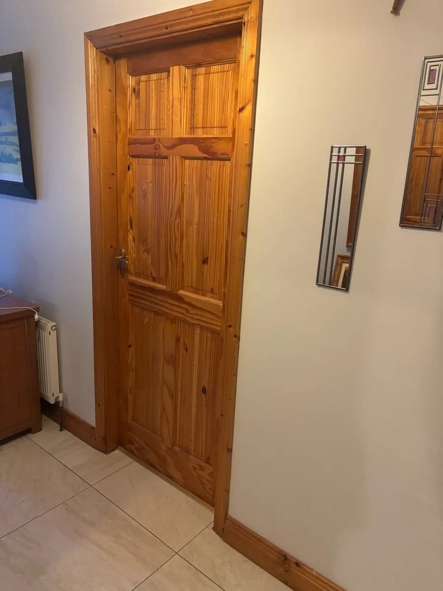 Solid pine internal doors free to take today - Image 3
