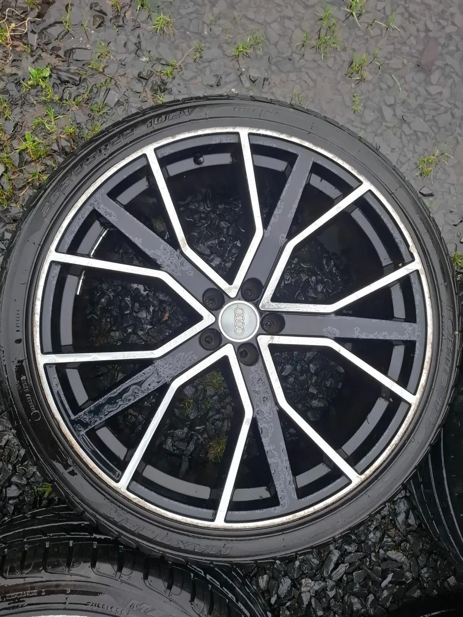 22" Audi Q7 Alloys with tyres - Image 4