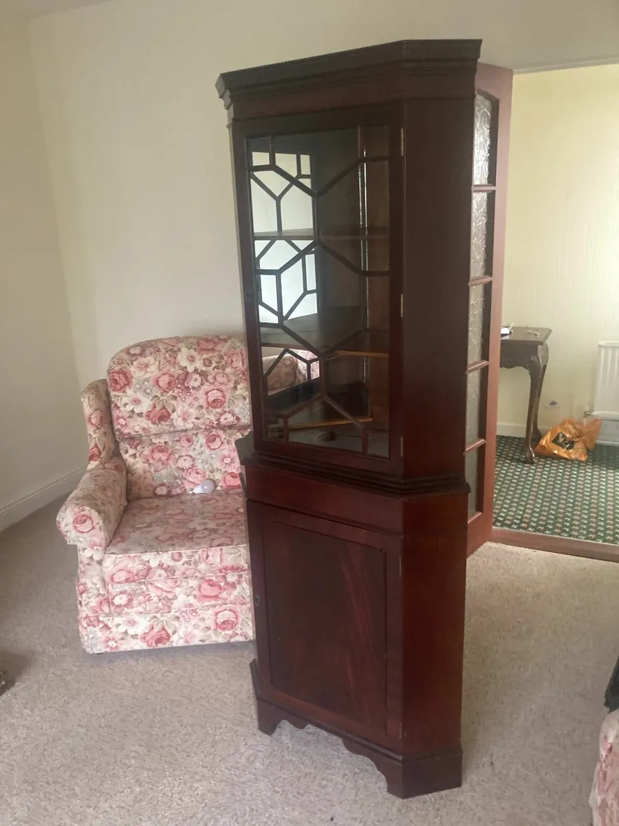 Vintage Corner Unit - Image 3