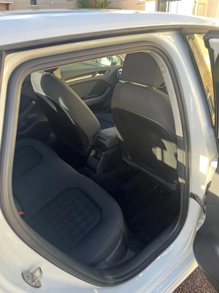 A3 1.6 TDI SE TECHNIK ULTRA 11 - Image 2