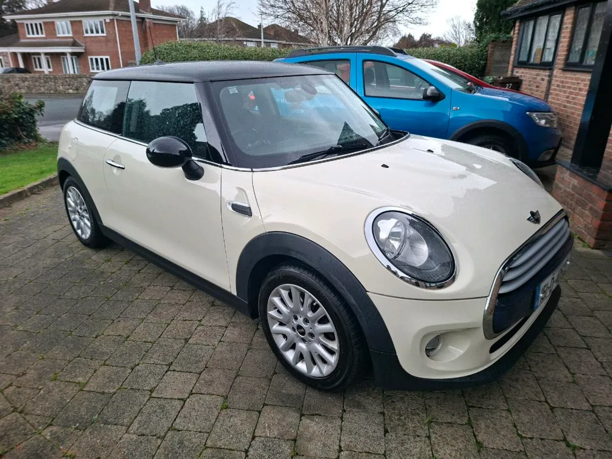 MINI COOPER 1.5 PETROL 2015 STUNNING COND - Image 1