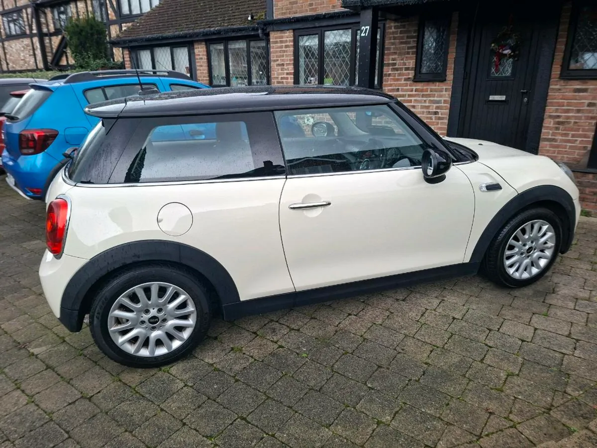 MINI COOPER 1.5 PETROL 2015 STUNNING COND - Image 2