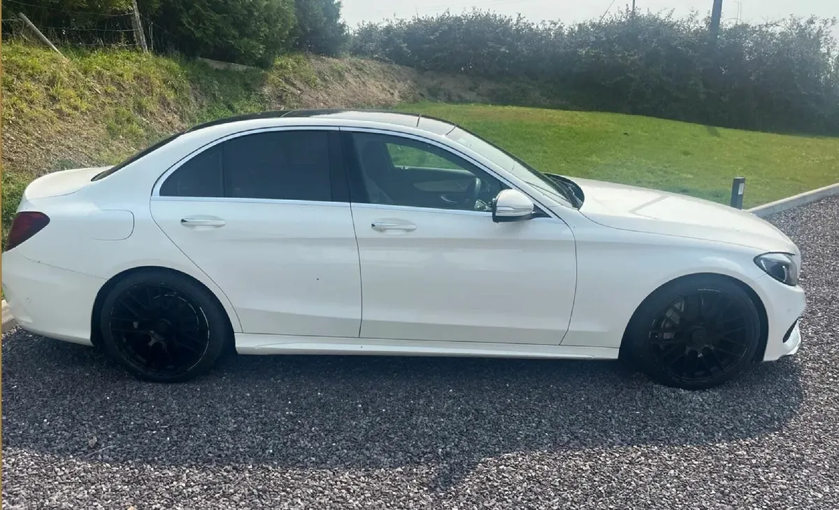 Mercedes-Benz C250d C-Class AMG Line Premium - Image 4