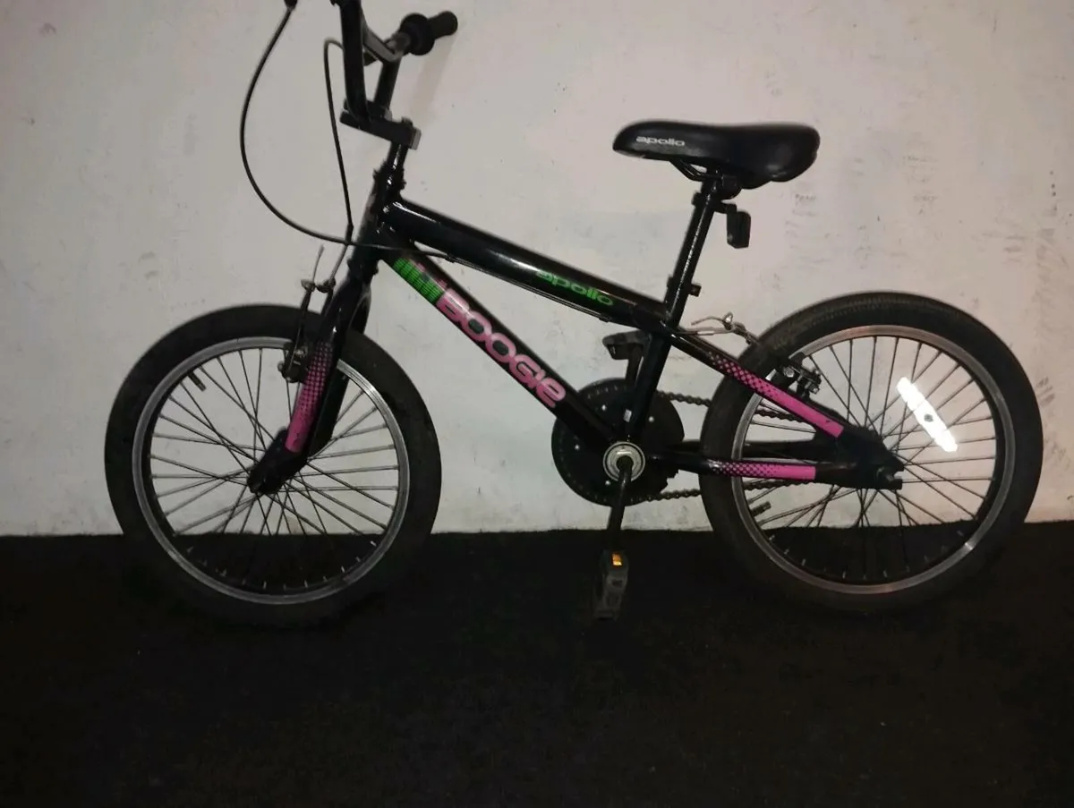 Girls 16inch bike - Image 2