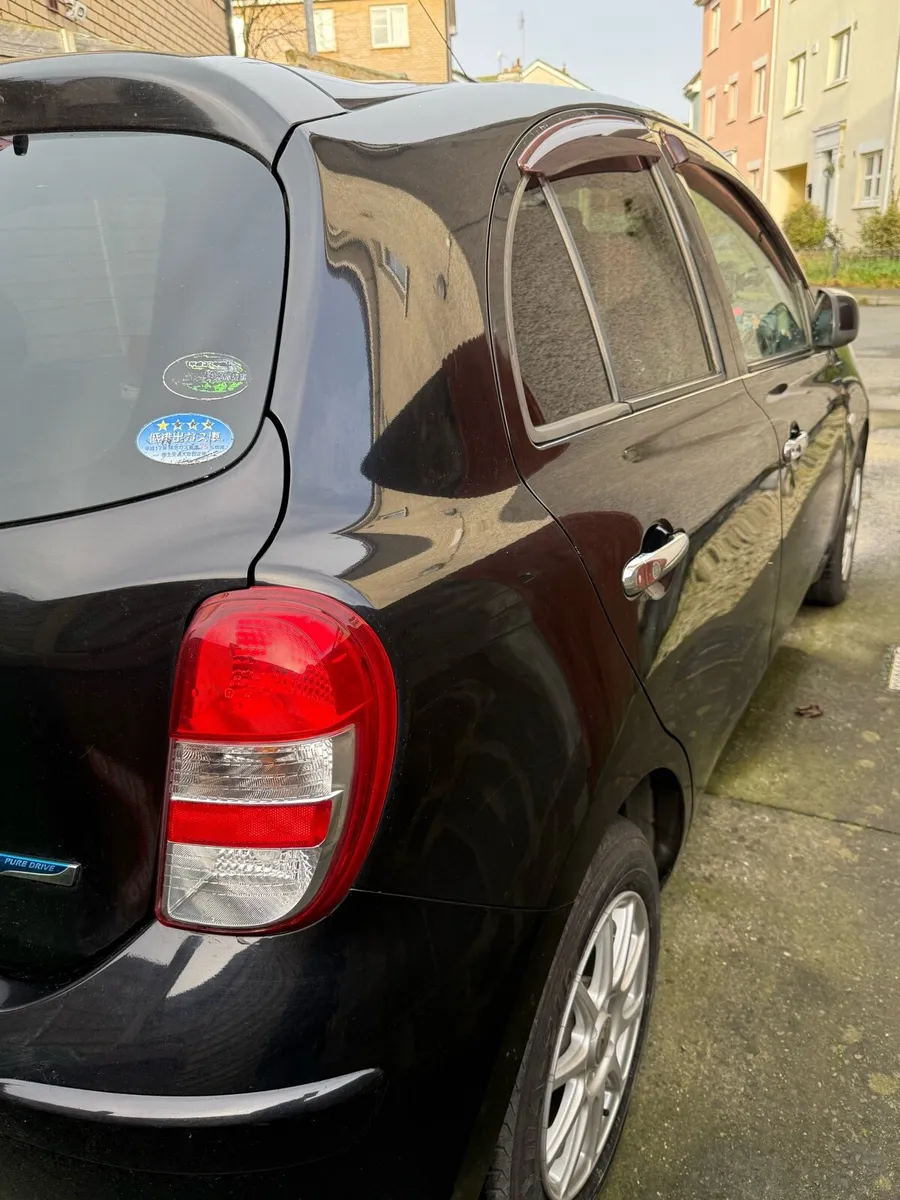 Nissan march - Image 1