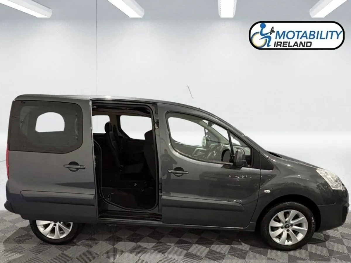 Citroen Berlingo Wheelchair Accessible - Image 4