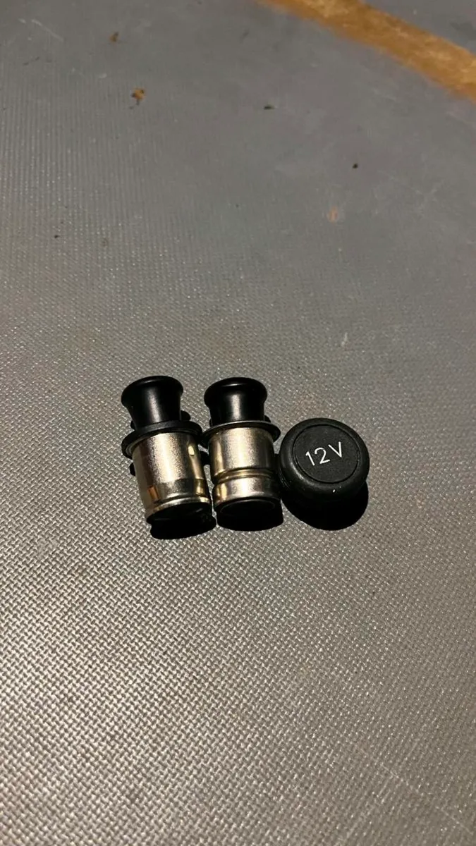 Cigarette Lighters & 12V Power Outlet Cover - Image 1