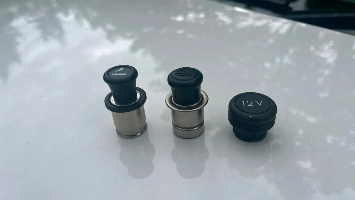 Cigarette Lighters & 12V Power Outlet Cover - Image 3