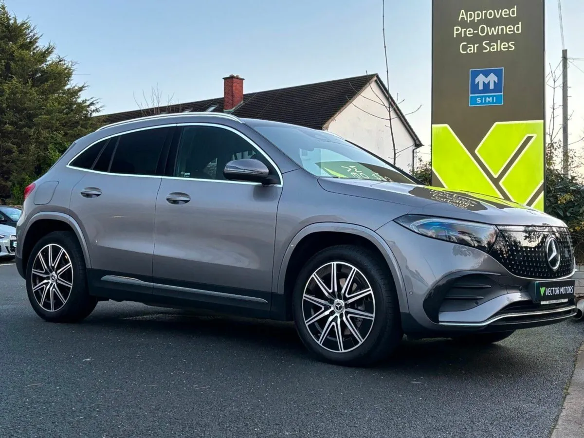 Mercedes-Benz EQA 250+ AMG LINE EXECUTIVE - Image 1