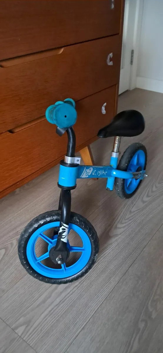 Two T-scooty- and one Balance/Banana bike-Total 3 - Image 2