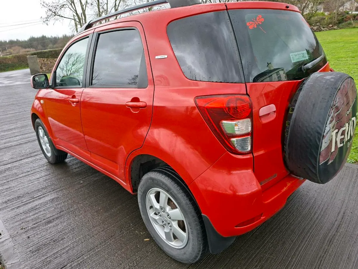 Daihatsu terrios - Image 3