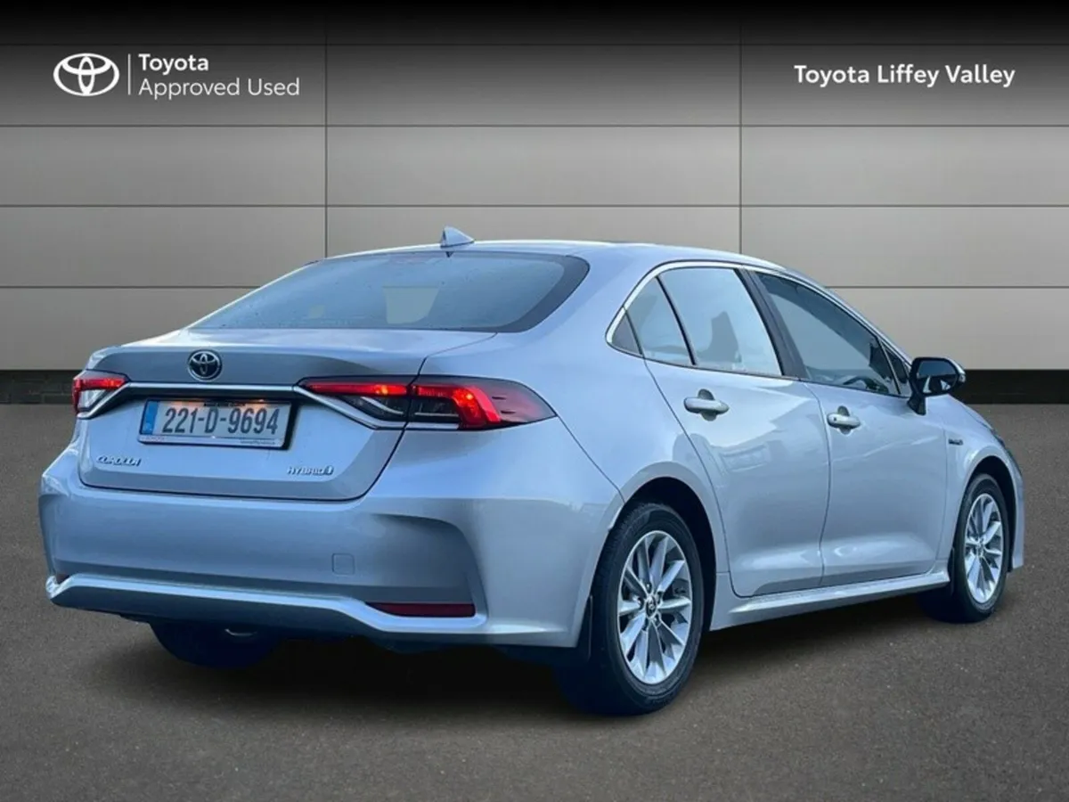 Toyota Corolla COROLLA HYB LUNA SALOON - Image 2