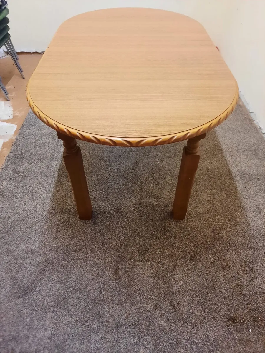 Kitchen Table - Image 4