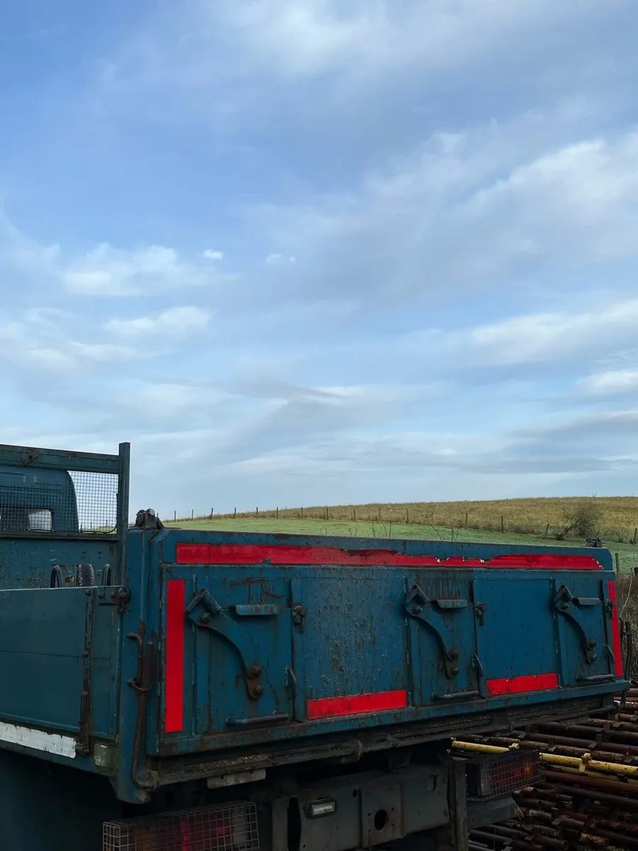 Mercedes Atego 7.5 Tipper - Image 2