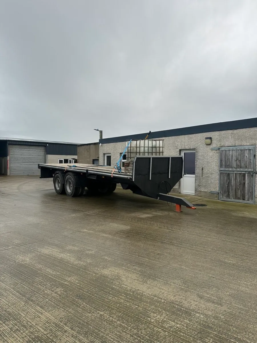 27ft Flat Bed Trailer - Image 1