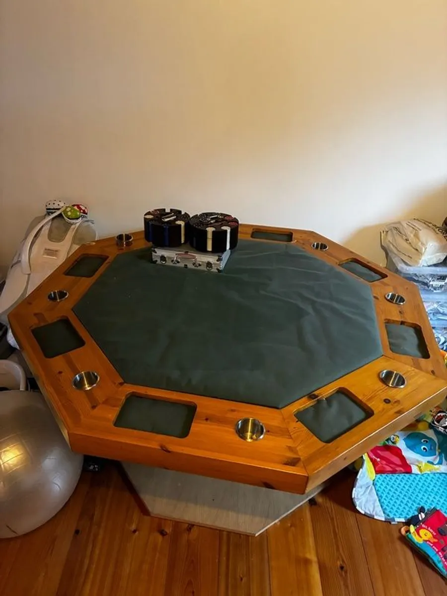 Poker Table - Image 1