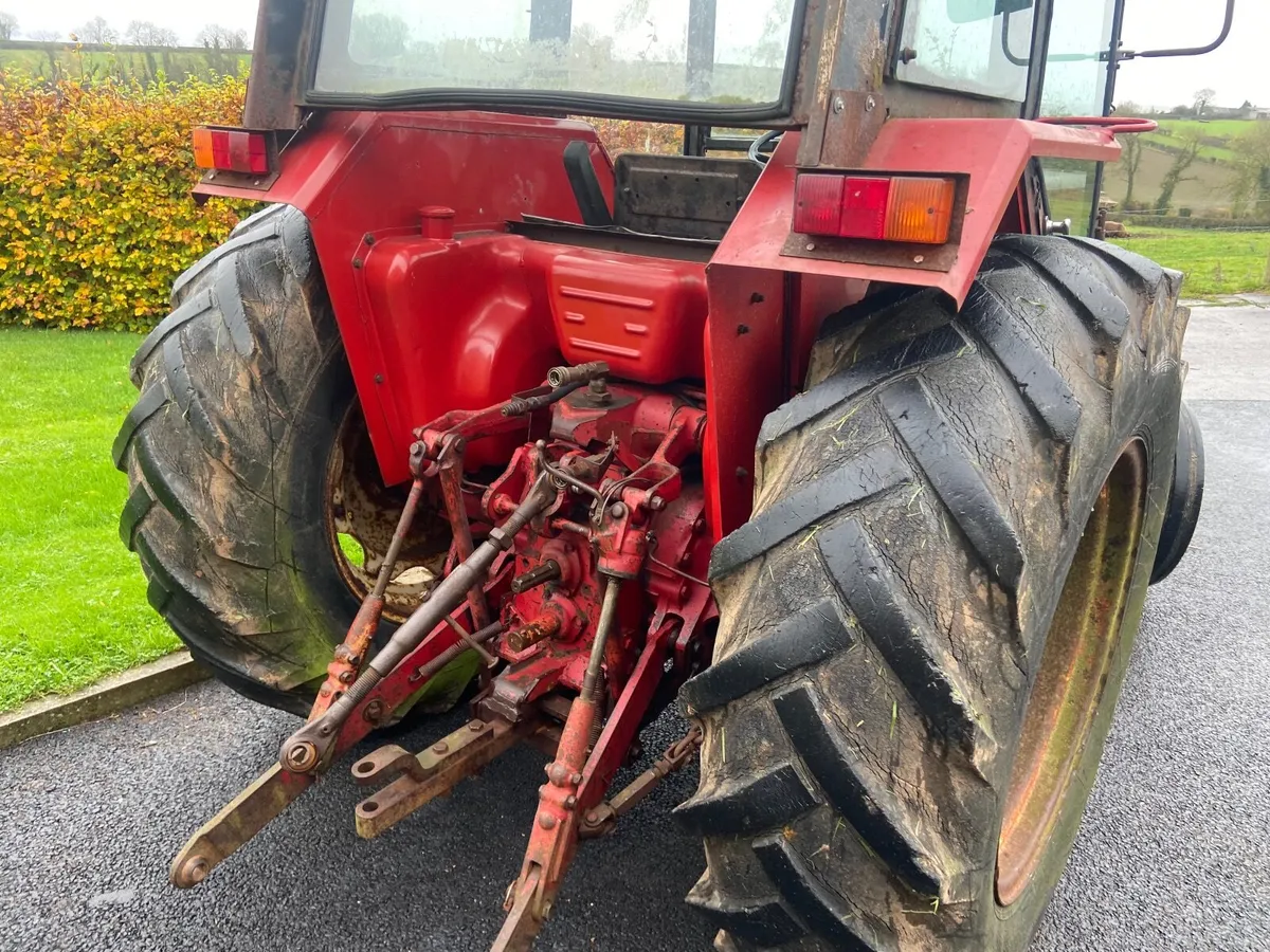 international tractor - Image 4