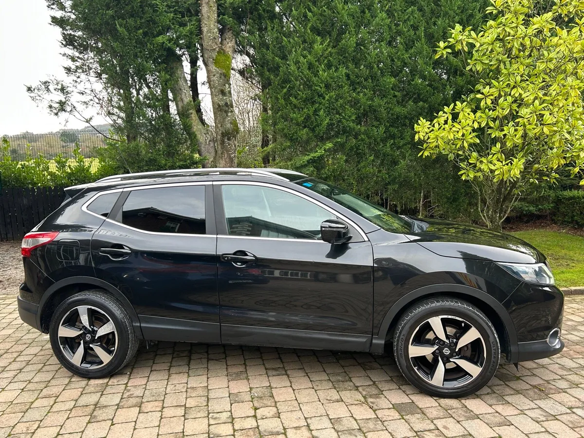 15 Nissan Qashqai 1.2 Ntec NCT 1/27 Tax 4/26 €8400 - Image 2