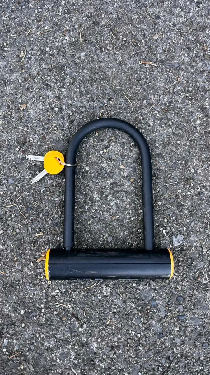 High Security Bike D-Lock - Image 1