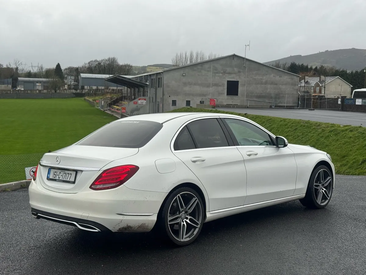 Mercedes c220 2015 - Image 2