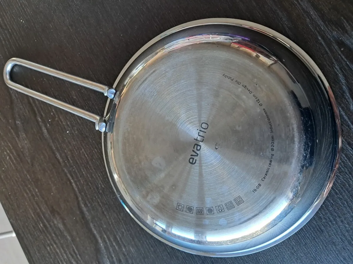 Three Danish brand frying pan in good condition - Image 4