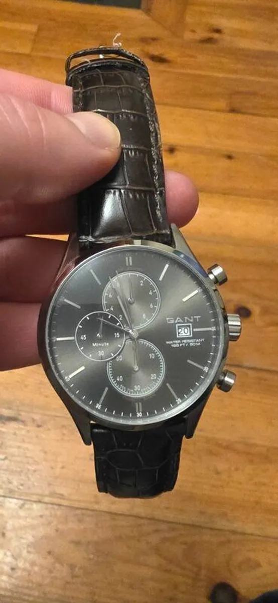Mens GANT watch, leather strap. - Image 1
