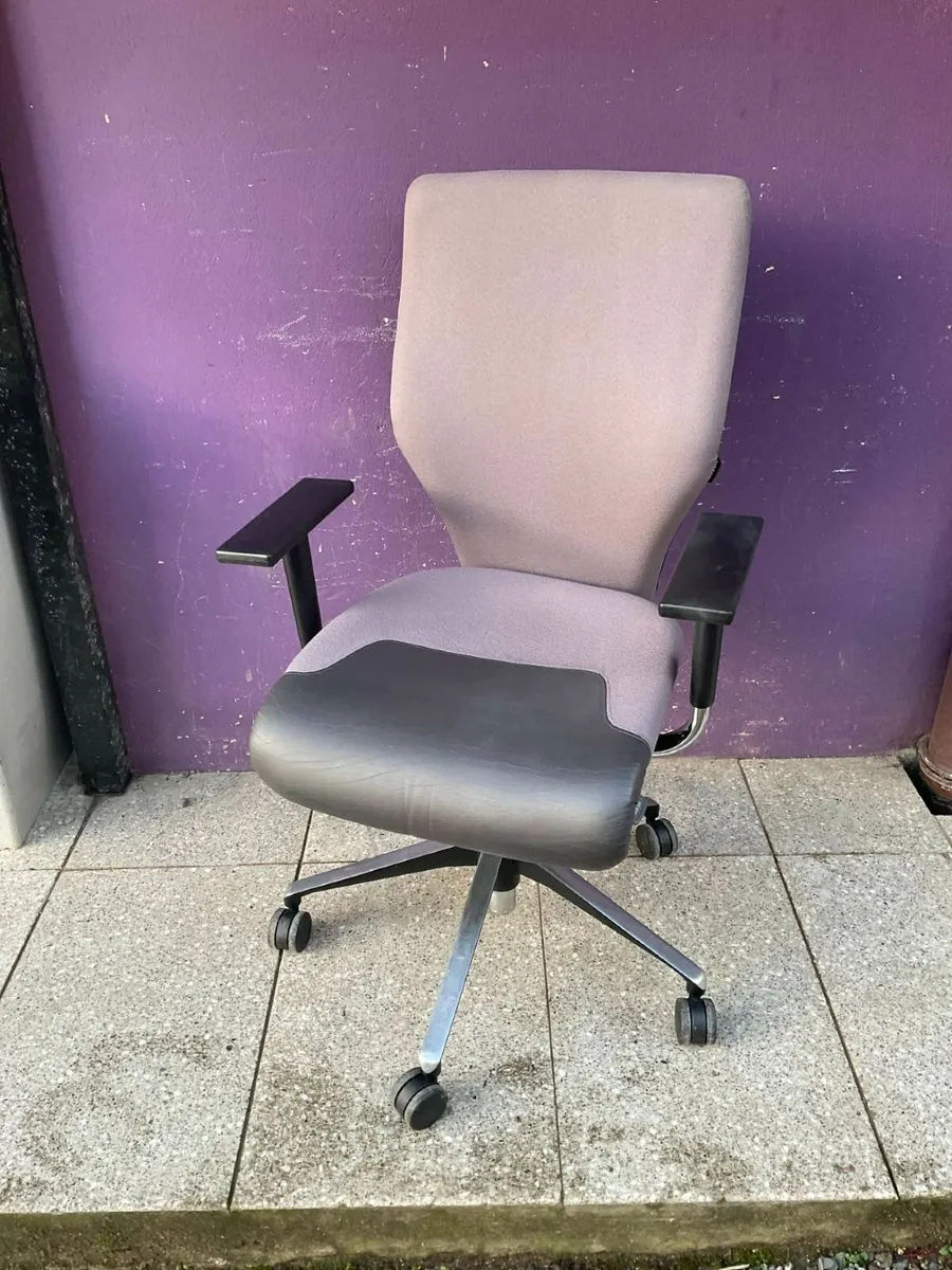 Orangebox X10 executive office chairs - Image 1