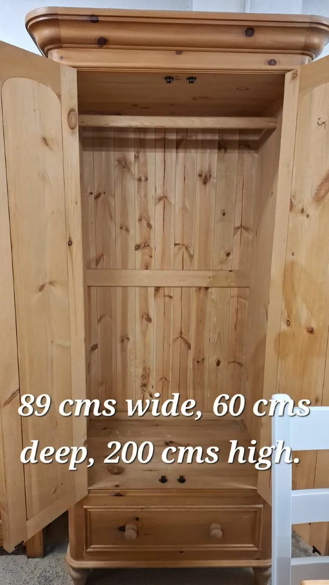 Vintage pine wardrobe - Image 3