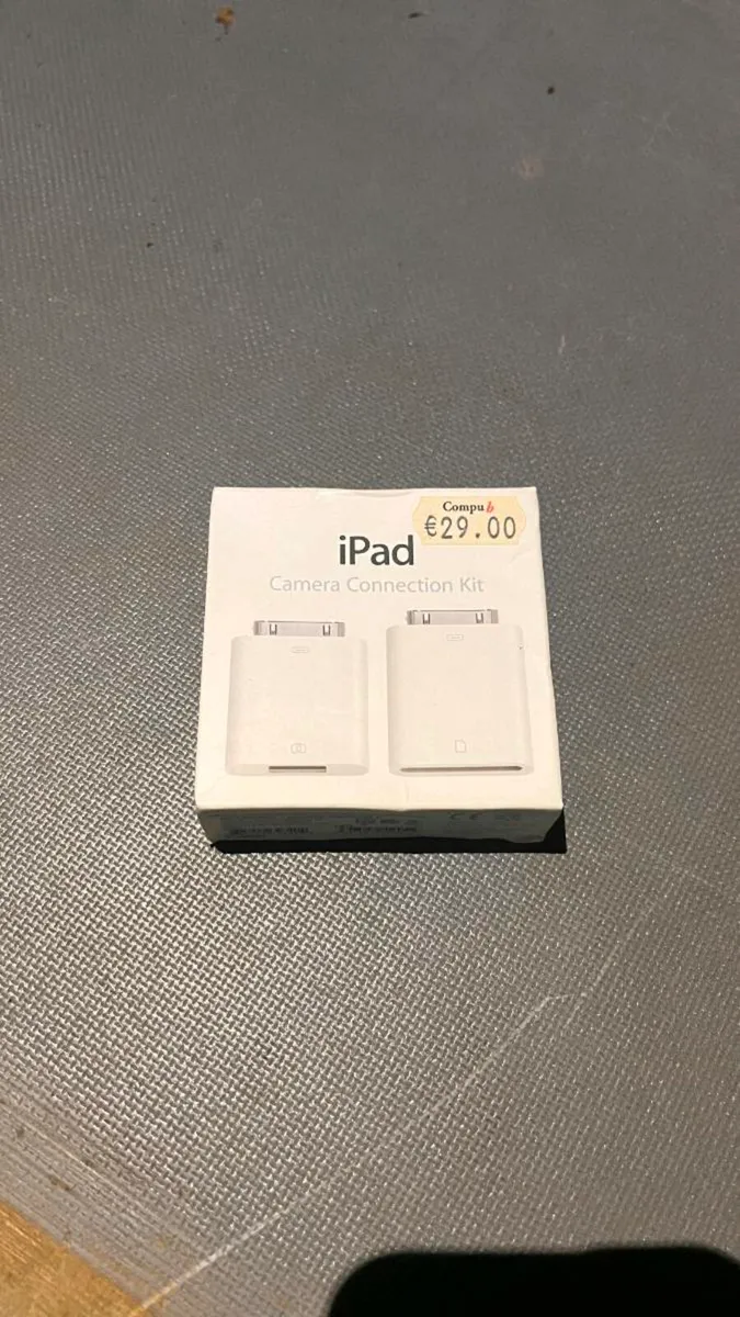 iPad Camera Connection Kit - Image 1