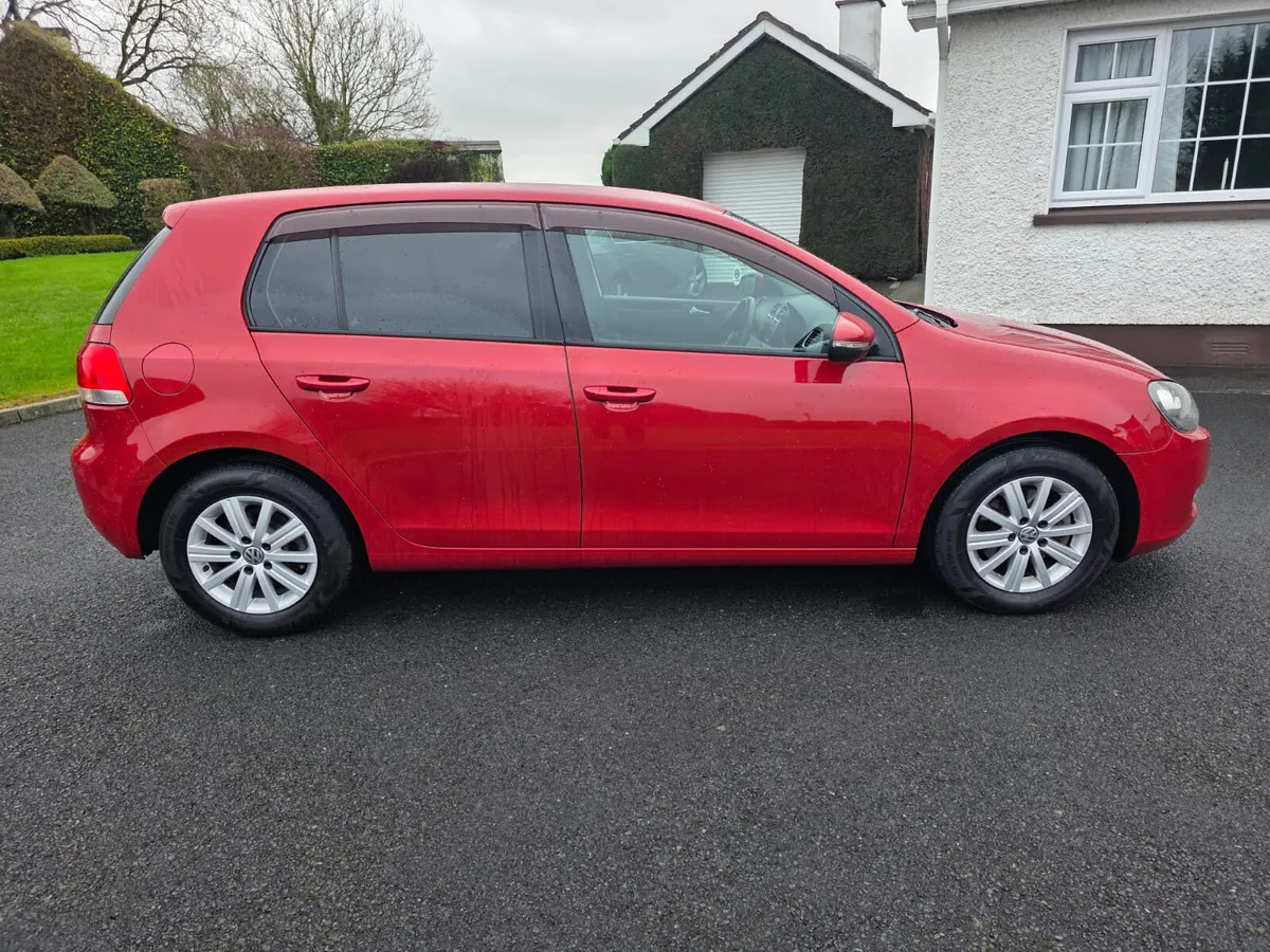 VOLKSWAGON GOLF 1.2 TSI..AUTOMATIC, LOW KM - Image 3