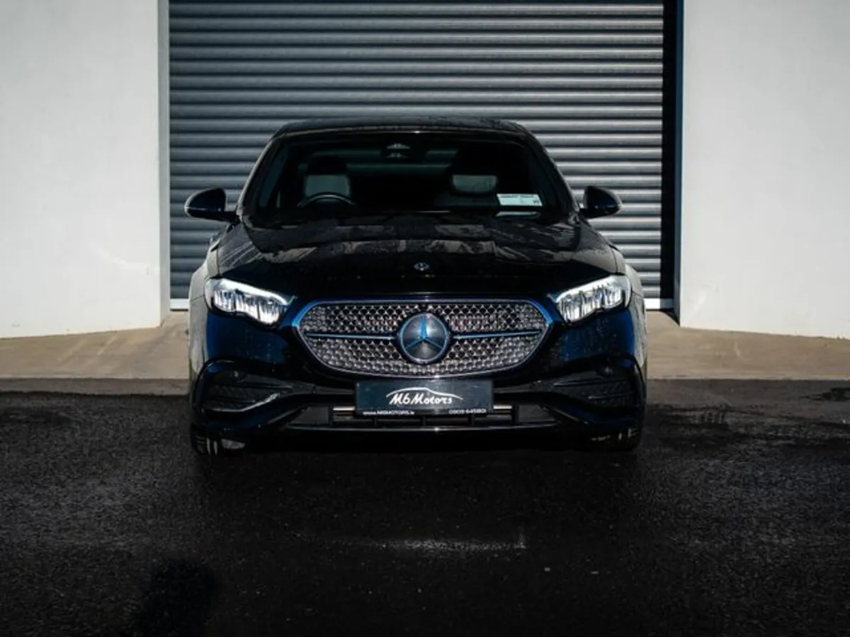Mercedes-Benz E-Class E 220 D AMG LINE - Image 3