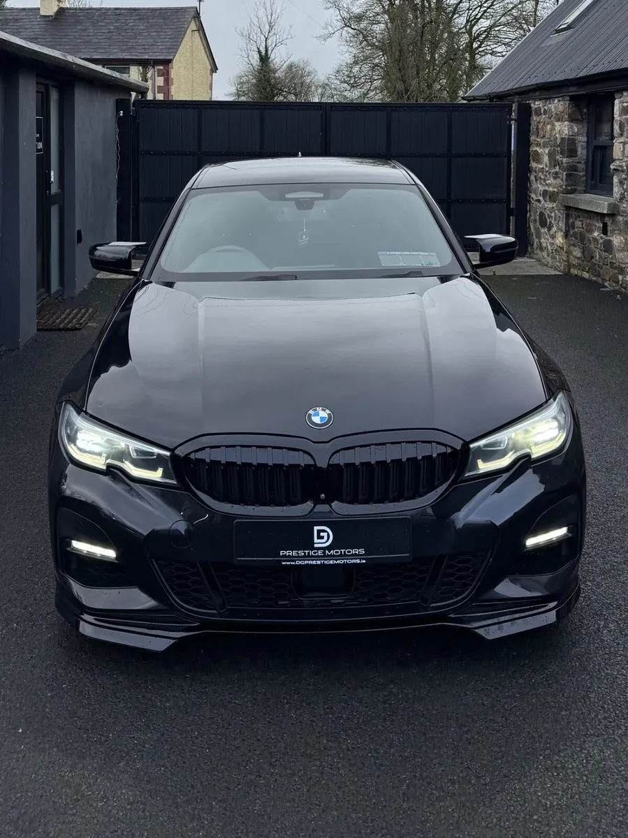 2022 BMW 320D AUTO M SPORT X DRIVE M PERFORMANCE - Image 2