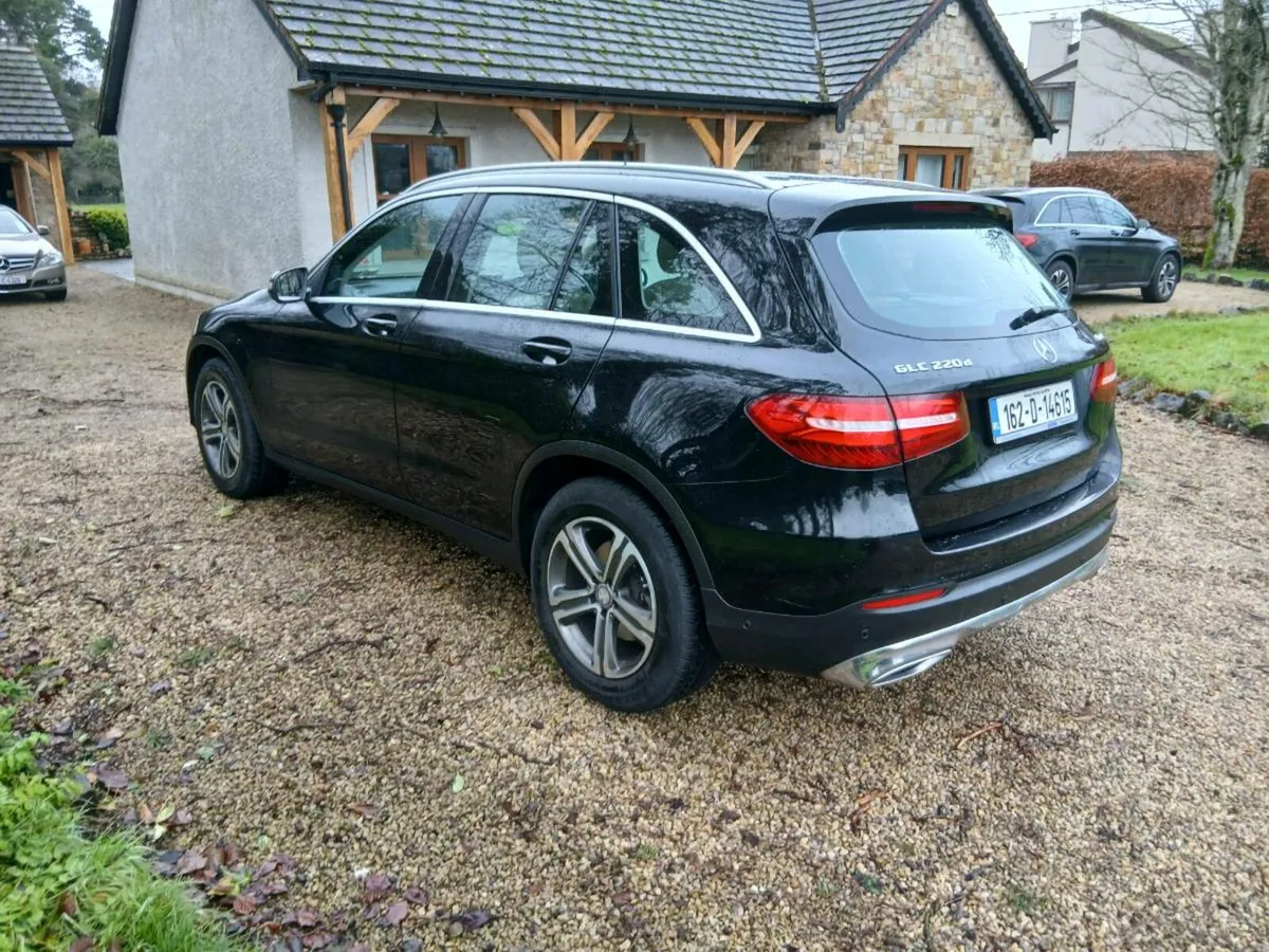 Mercedes GLC 220 D 4 Matic, pan roof. - Image 4