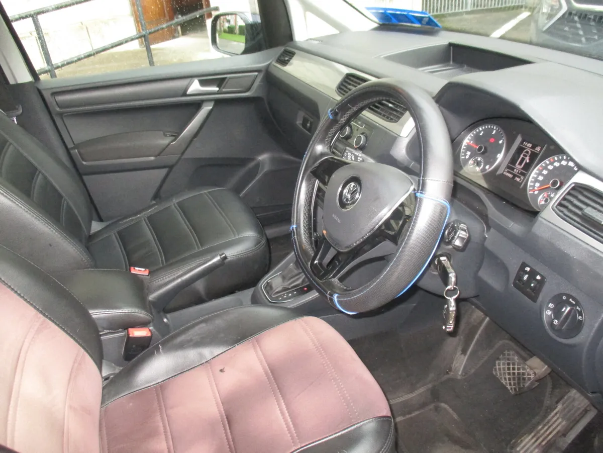 2016 VW CADDY MAXI 2.0 TDI DSG 7 SEATER - Image 3