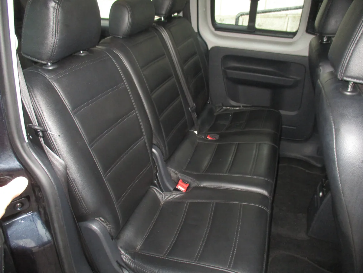 2016 VW CADDY MAXI 2.0 TDI DSG 7 SEATER - Image 4