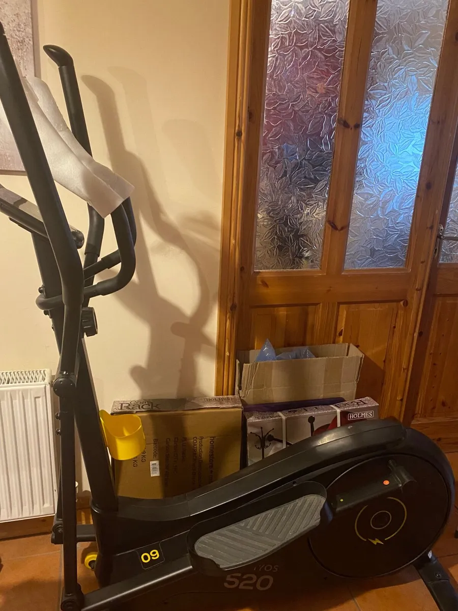 Domyos EL520  Eliptical Machine - Image 1