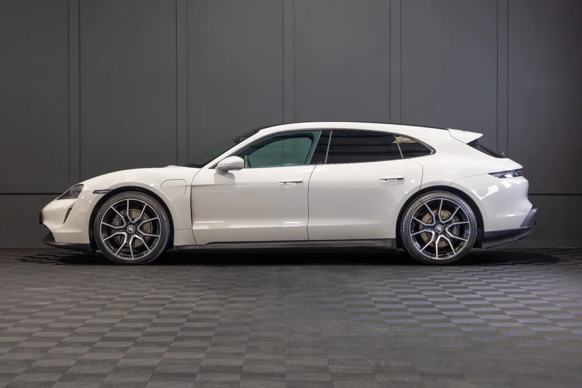 2023 Porsche Taycan Sport Turismo - Image 3
