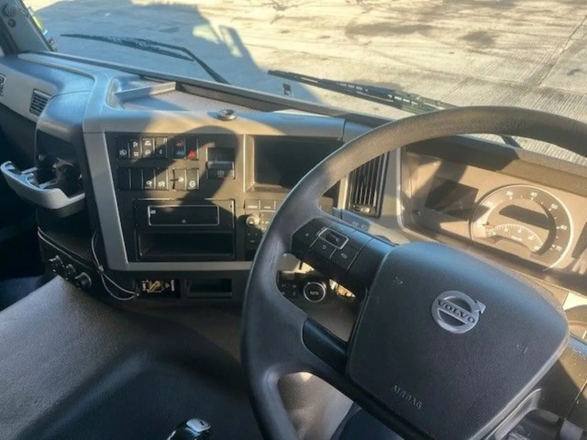 Volvo Other 2014 - Image 1