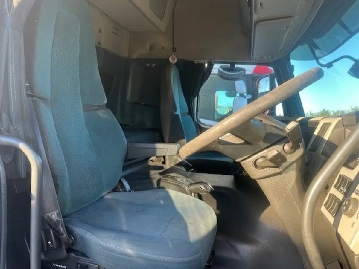 Volvo Other 2014 - Image 2