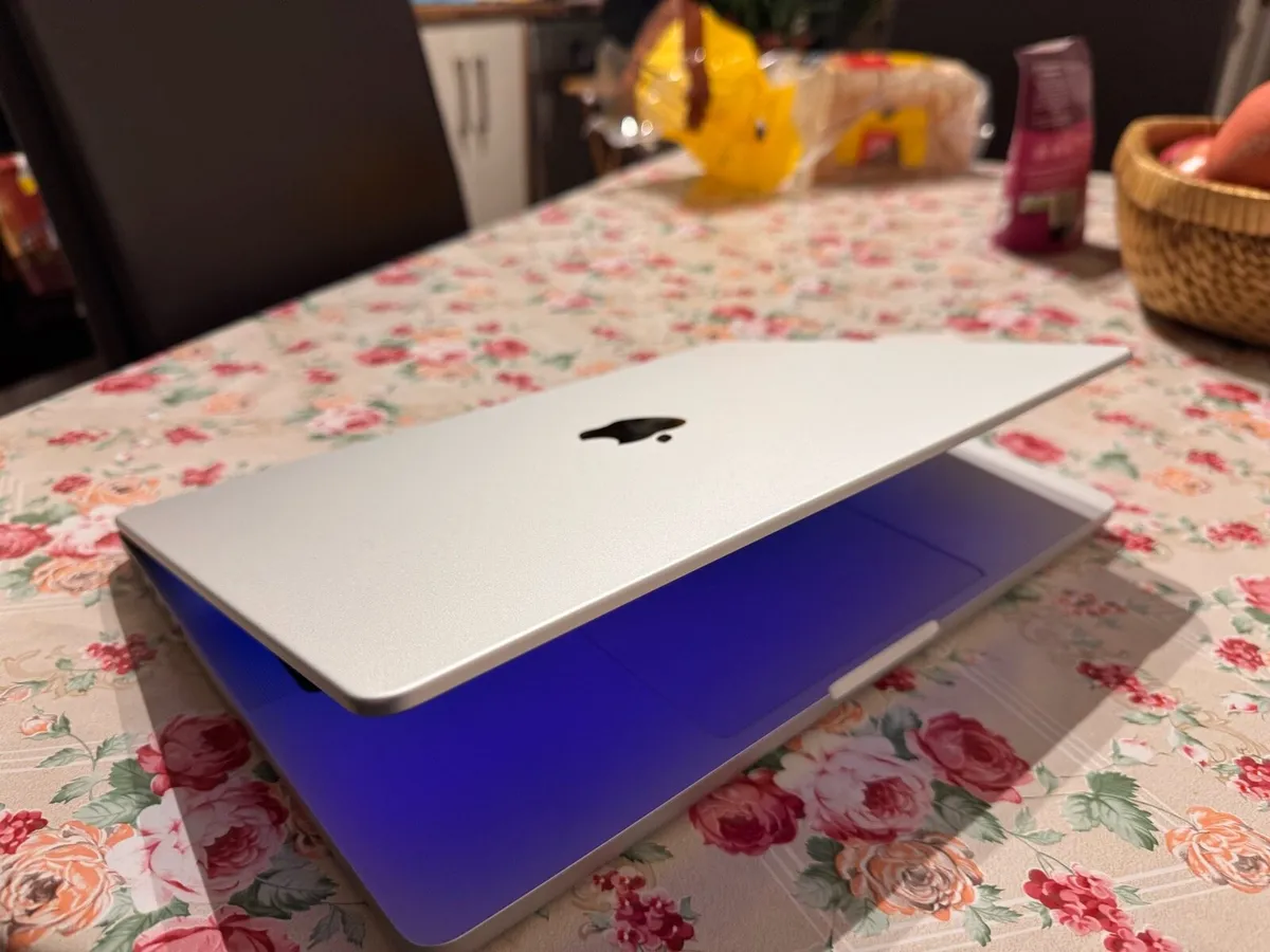 Macbook Pro M3 Pro 36 Gb 14 inch - Image 3