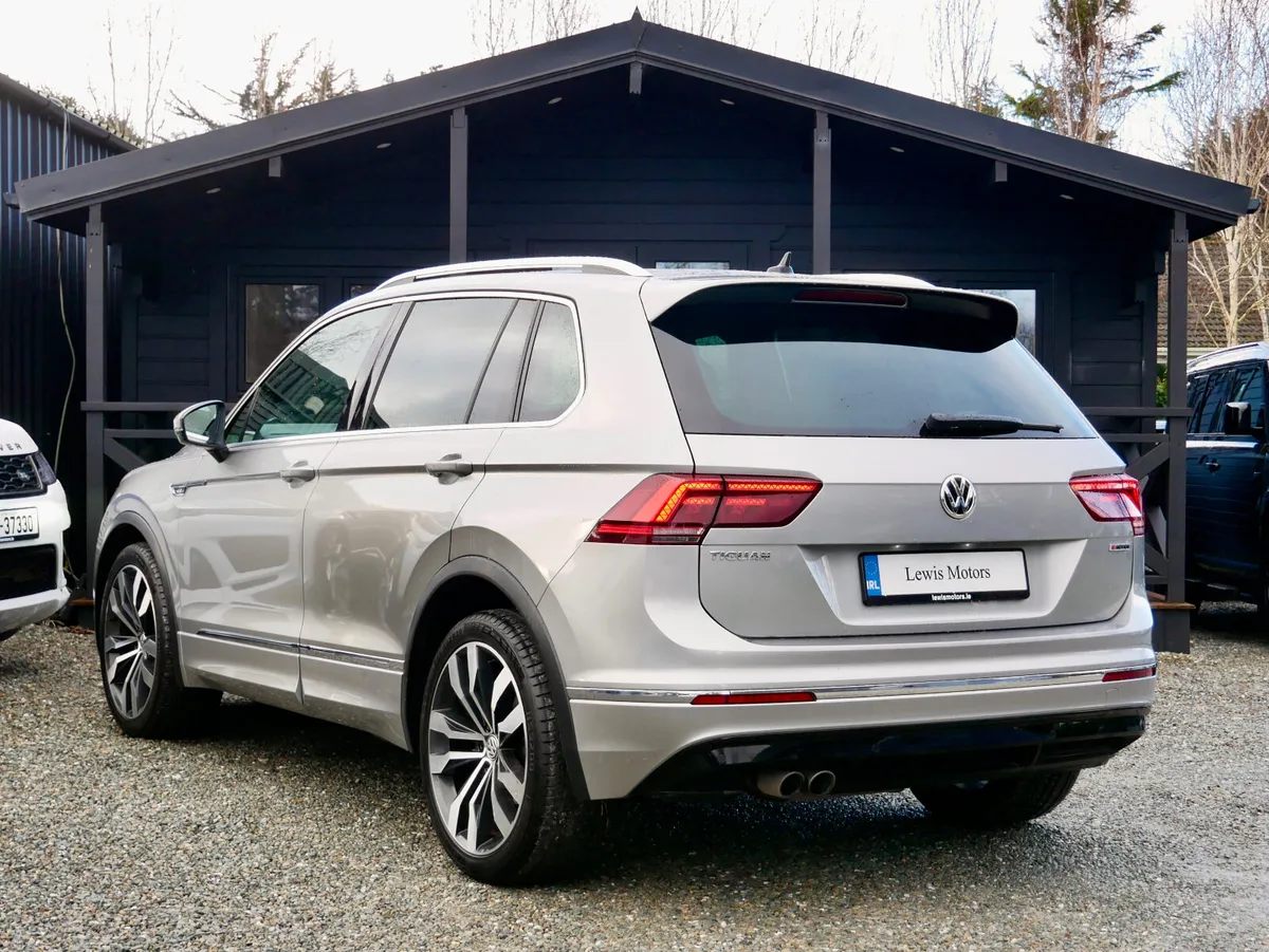 2018 Volkswagen Tiguan R-Line 2.0 TDI 4 Motion - Image 4
