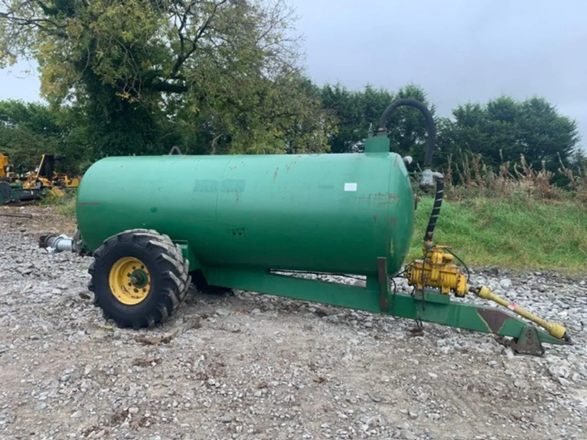 FRASER 1100G VAC TANKER ex Golf Club - Image 2