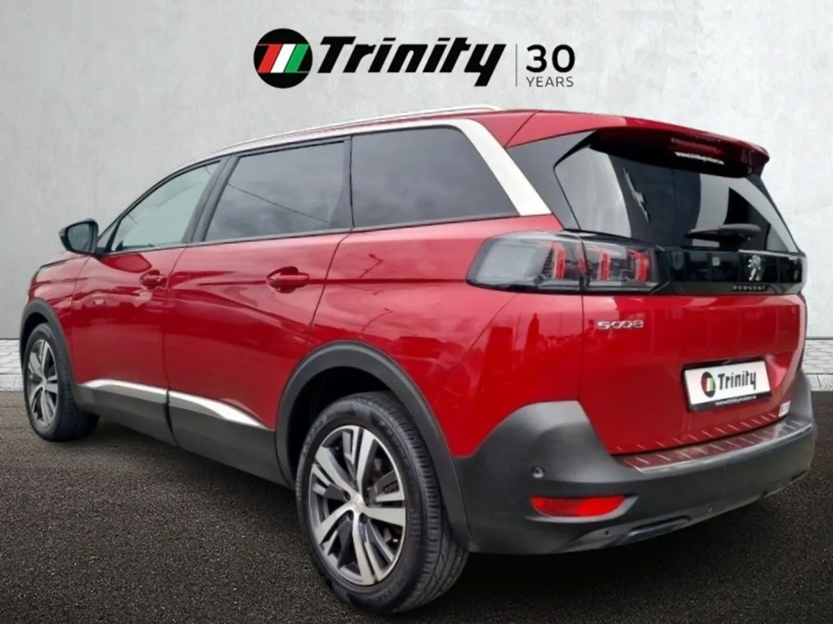 Peugeot 5008 ** 1.5 BLUEHDI ** 130BHP ** ALLURE ** - Image 3