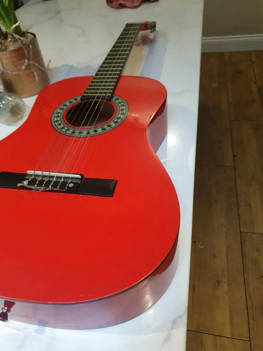 Red junior guitar - Image 1
